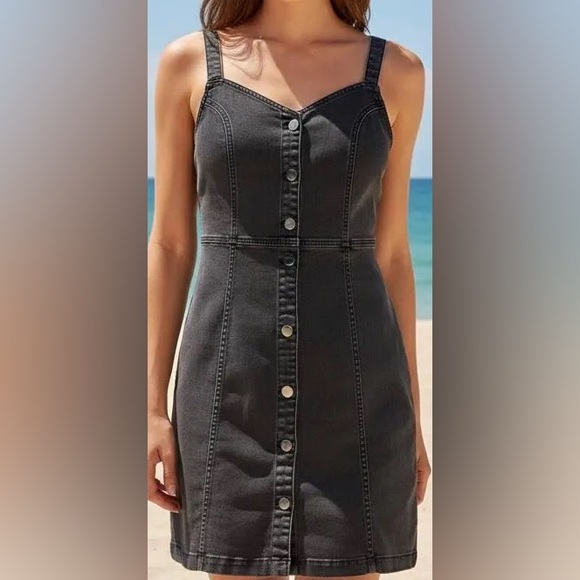 Urban Outfitters BDG Denim dress - Picture 2 of 8